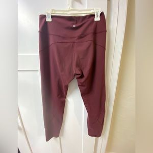 Lululemon In Movement 7/8 Tight *Everlux 25"
